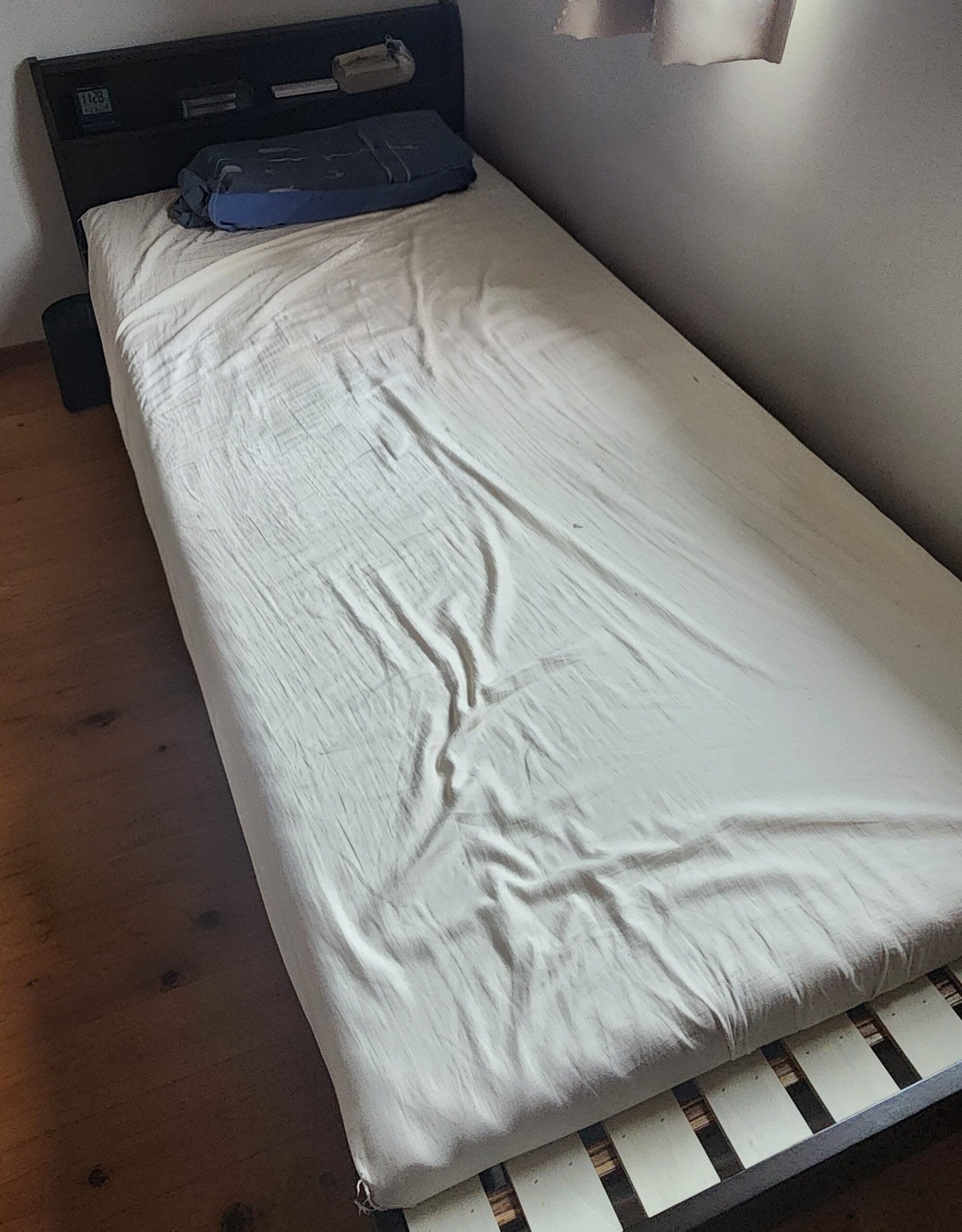 ロングタイプのベッド